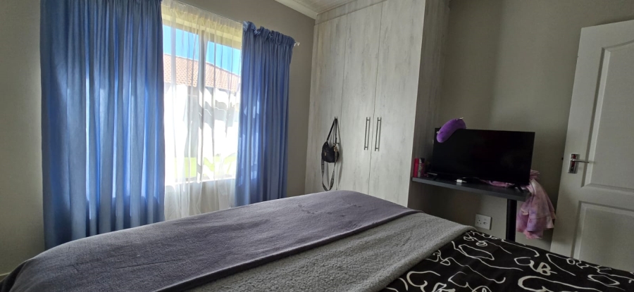 4 Bedroom Property for Sale in Flamwood North West